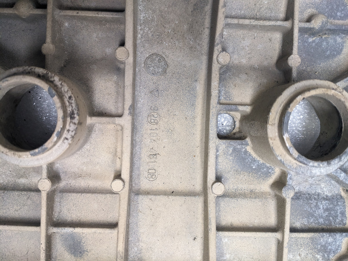 PORSCHE 92810446108 CYLINDER HEAD COVER FOR 1987-1995 944/928 USED PG2