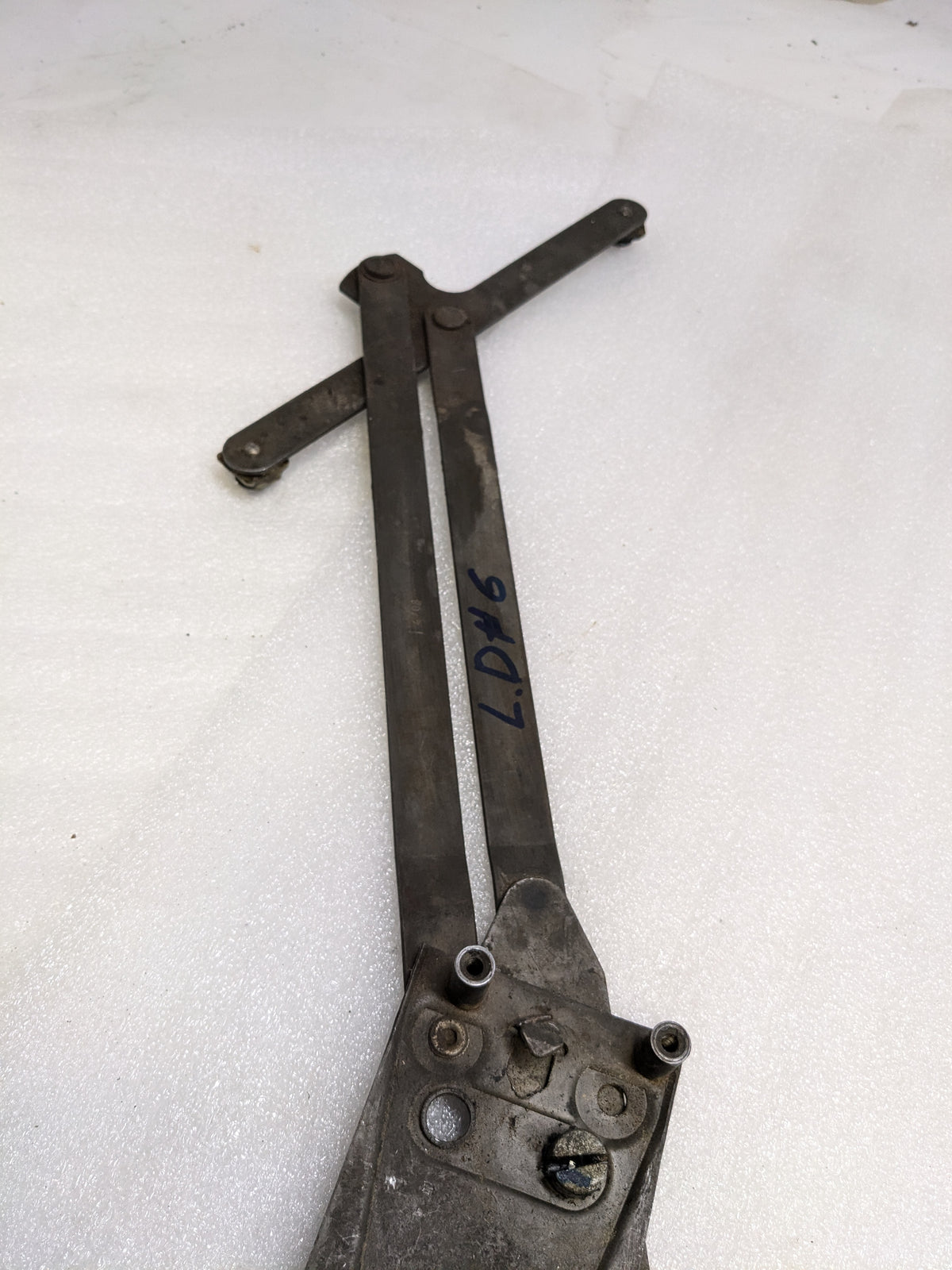 PORSCHE WINDOW REGULATOR FOR 1964-1973 911 USED PG2