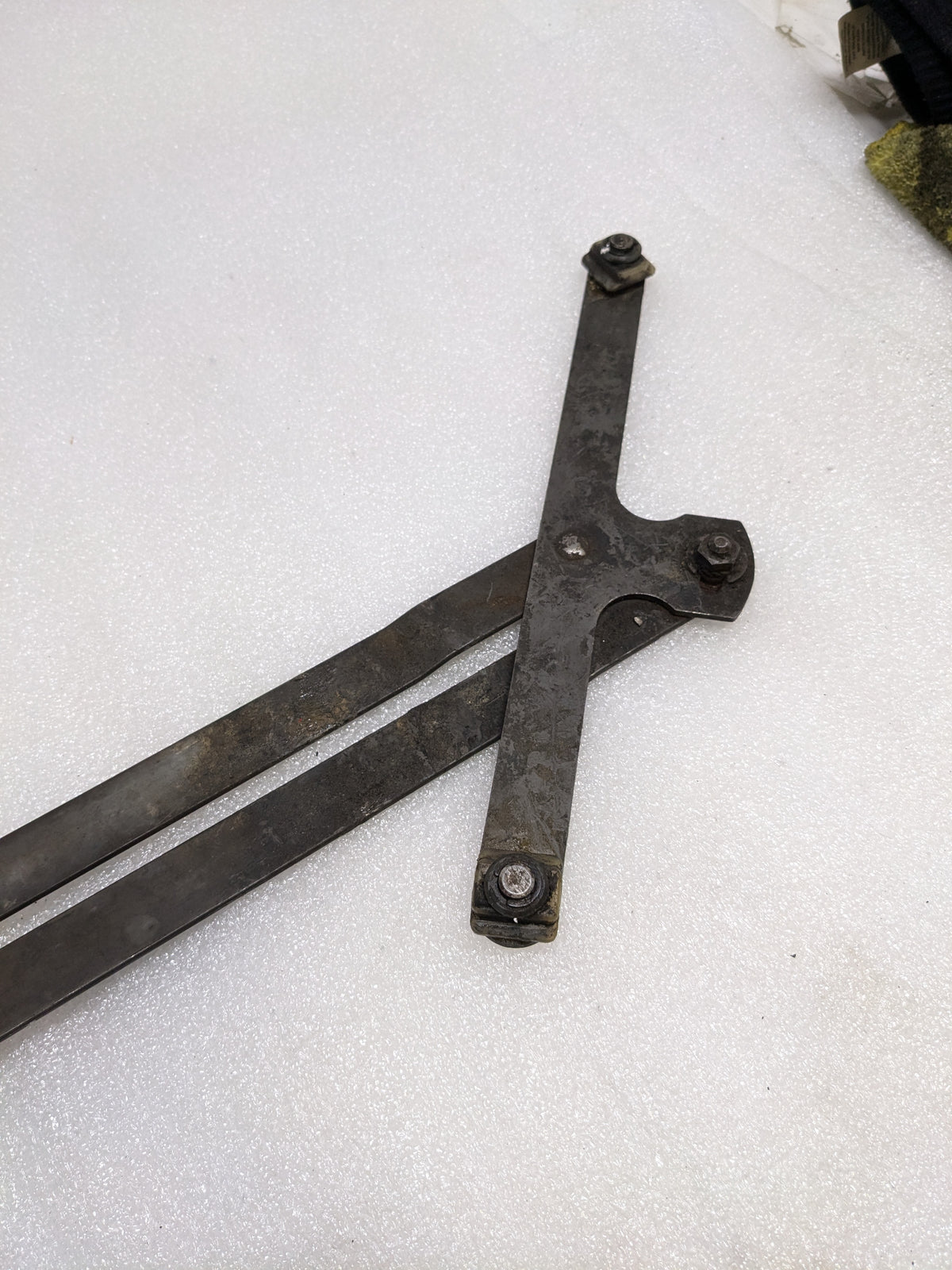 PORSCHE WINDOW REGULATOR FOR 1964-1973 911 USED PG2