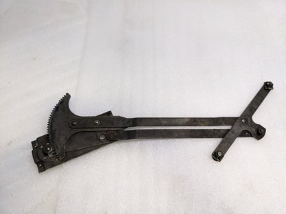 PORSCHE WINDOW REGULATOR FOR 1964-1973 911 USED PG2