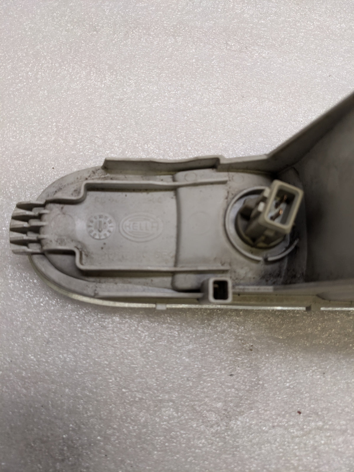 PORSCHE 99363108200 FOG LIGHT FOR 1995-1998 911 USED SR