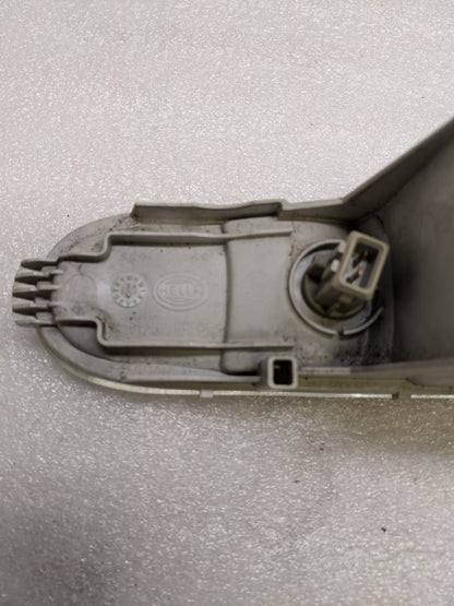 PORSCHE 99363108200 FOG LIGHT FOR 1995-1998 911 USED SR