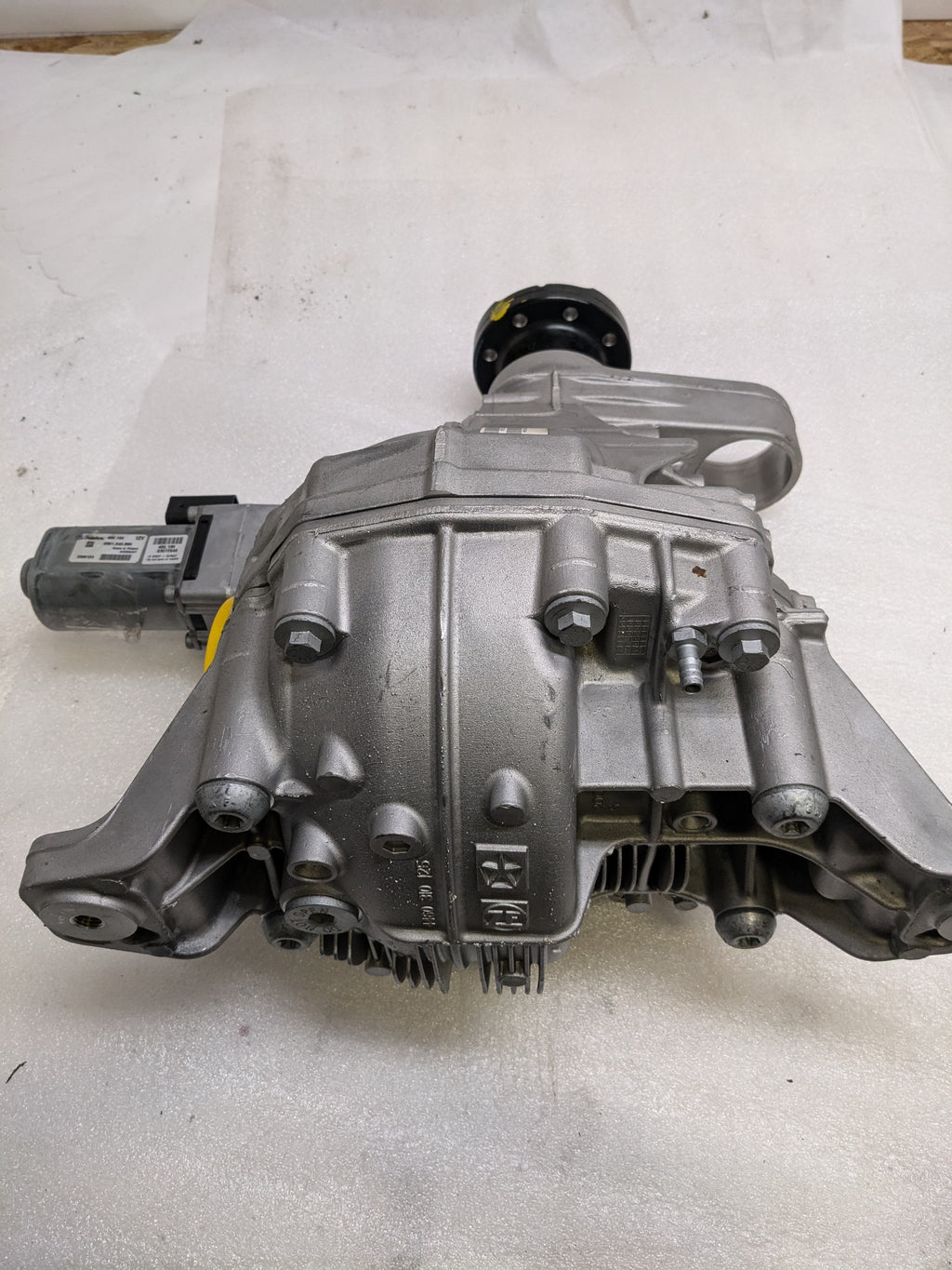 MOPAR 68340262AA REAR AXLE DIFFERENTIAL FOR 2022-2024 JEEP GRAND CHEROKEE NEW B2