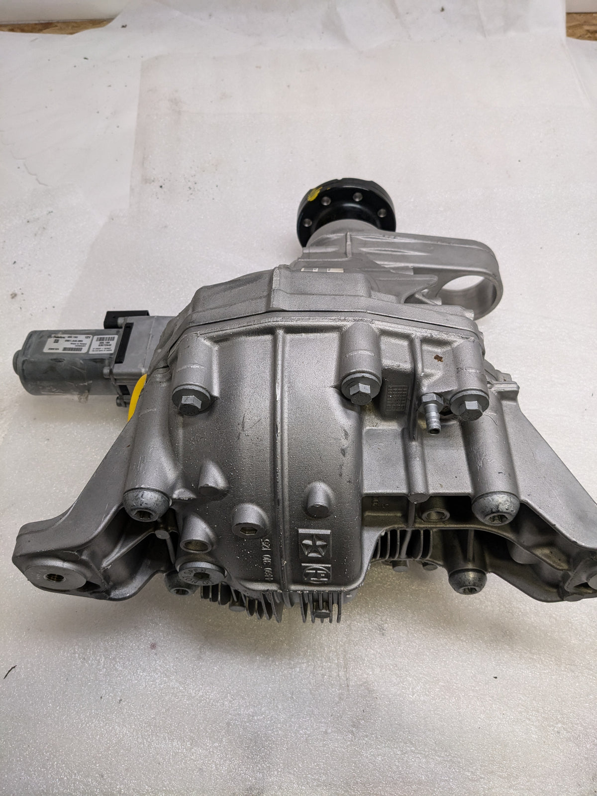 MOPAR 68340262AA REAR AXLE DIFFERENTIAL FOR 2022-2024 JEEP GRAND CHEROKEE NEW B2
