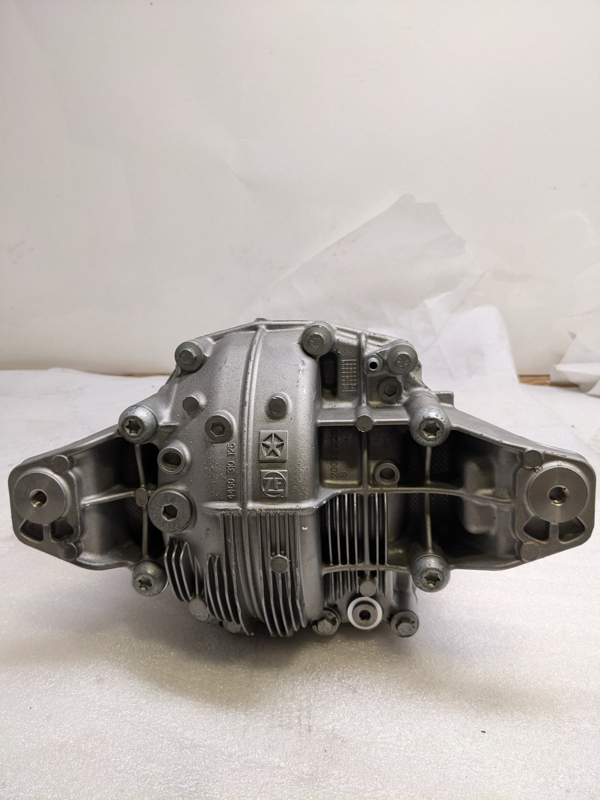 MOPAR 68340262AA REAR AXLE DIFFERENTIAL FOR 2022-2024 JEEP GRAND CHEROKEE NEW B2