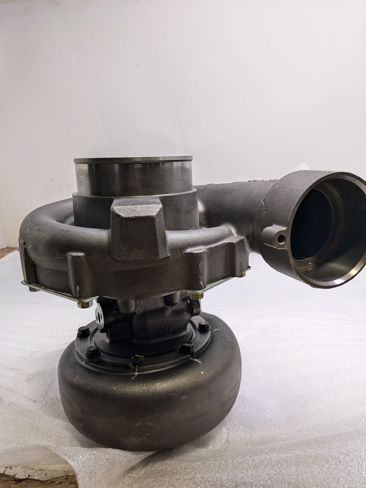 CATERPILLAR 10R-9038 TURBOCHARGER REMANUFACTURED B2