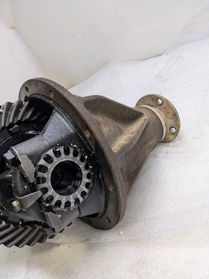UNBRANDED DIFFERENTIAL 4.1 GEAR RATIO USED B2