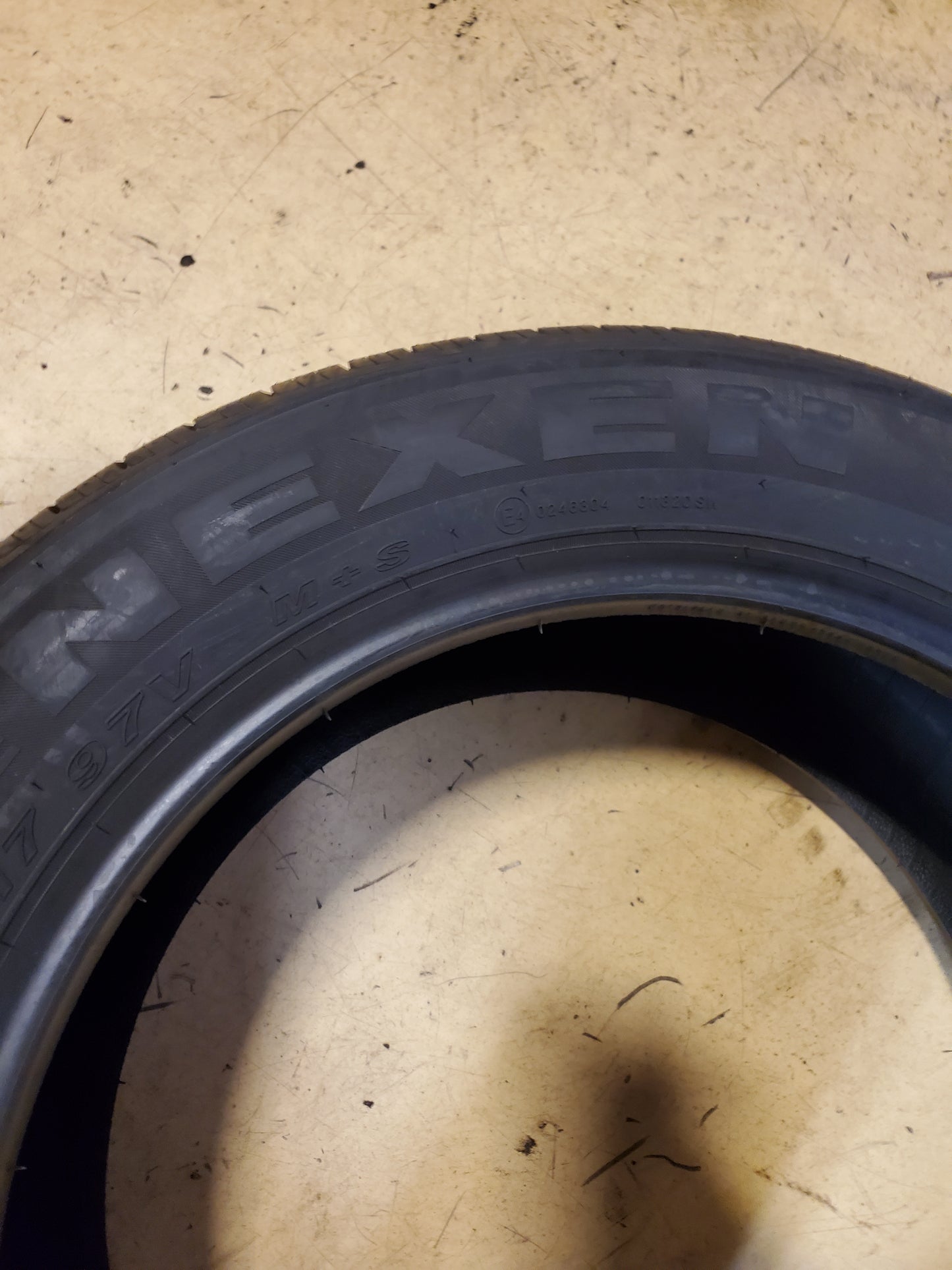 NOS NEXEN CP671 BSW P 225 55 17 97V ALL SEASON TIRE 13345NXK