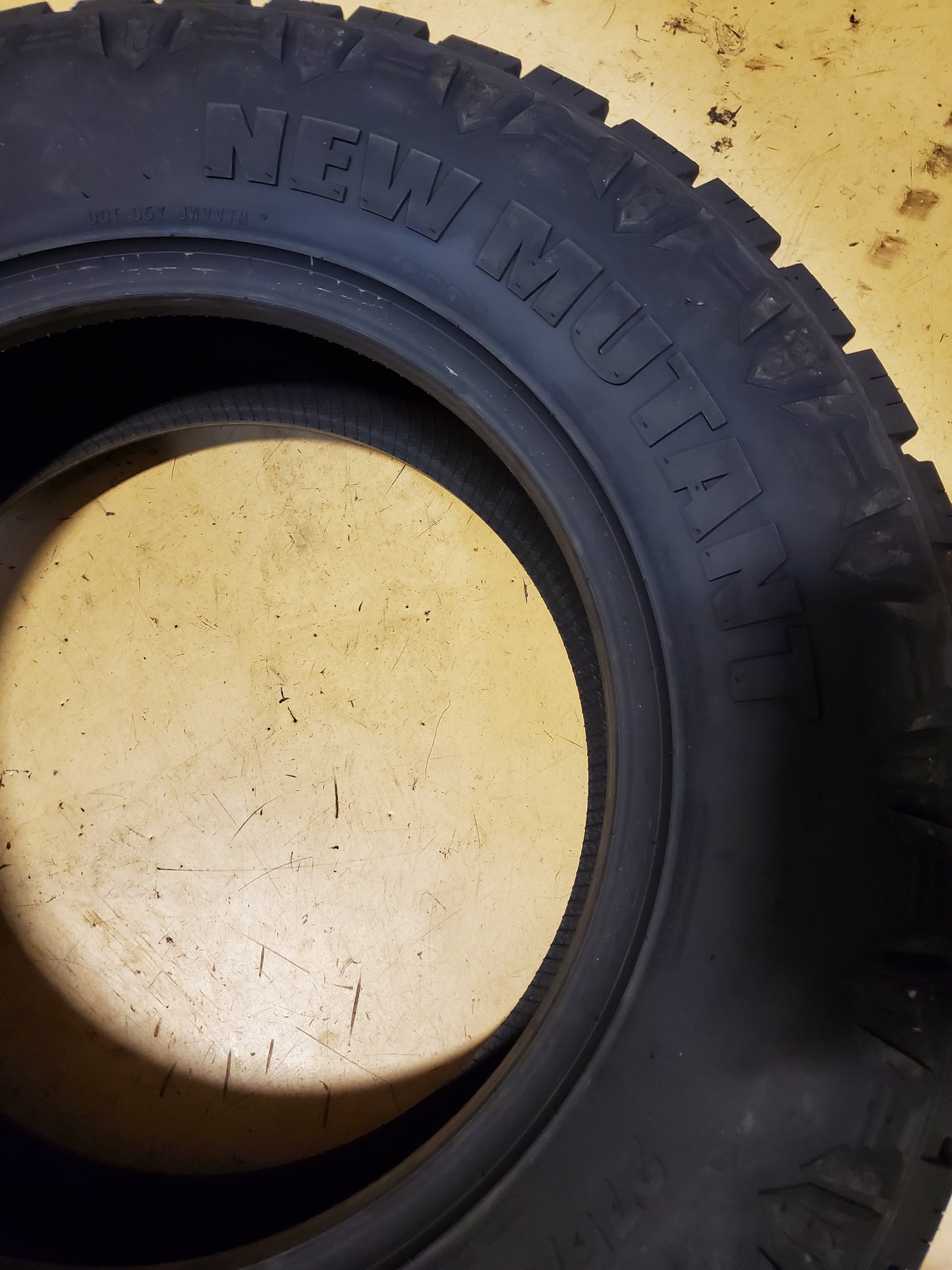 PREDATOR NEW MUTANT X-AT BSW P 275 65 18 116T ALL TERRAIN TIRE NPRXATS16