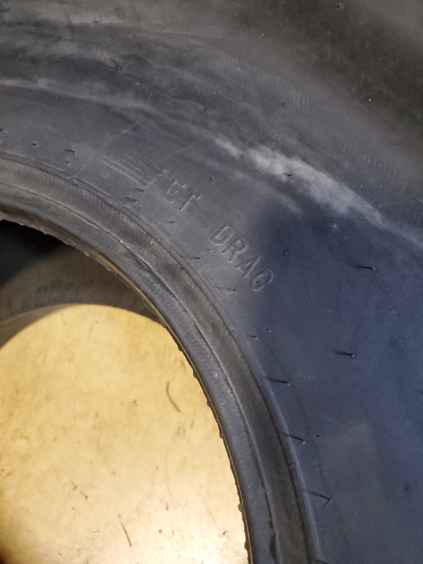 MICKEY THOMPSON ET DRAG BSW 35 15 16 DRAG TIRE 90000001930