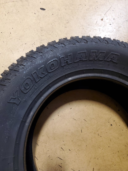 YOKOHAMA GEOLANDAR A/T G015 BSW P 265 65 18 114H ALL TERRAIN TIRE 110101531