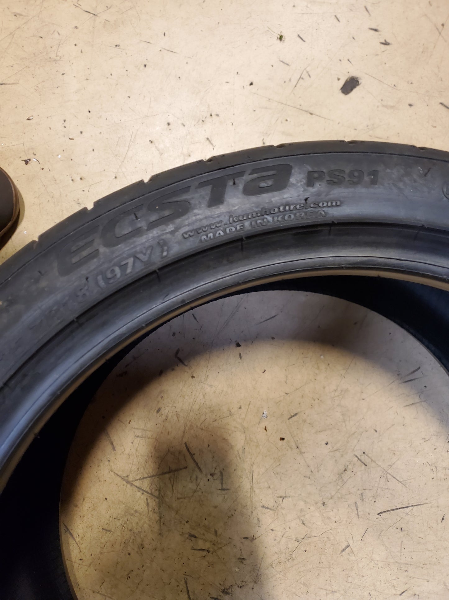 2 KUMHO ECSTA PS91 BSW P 265 35 18 97Y XL UHP TIRE 2181433