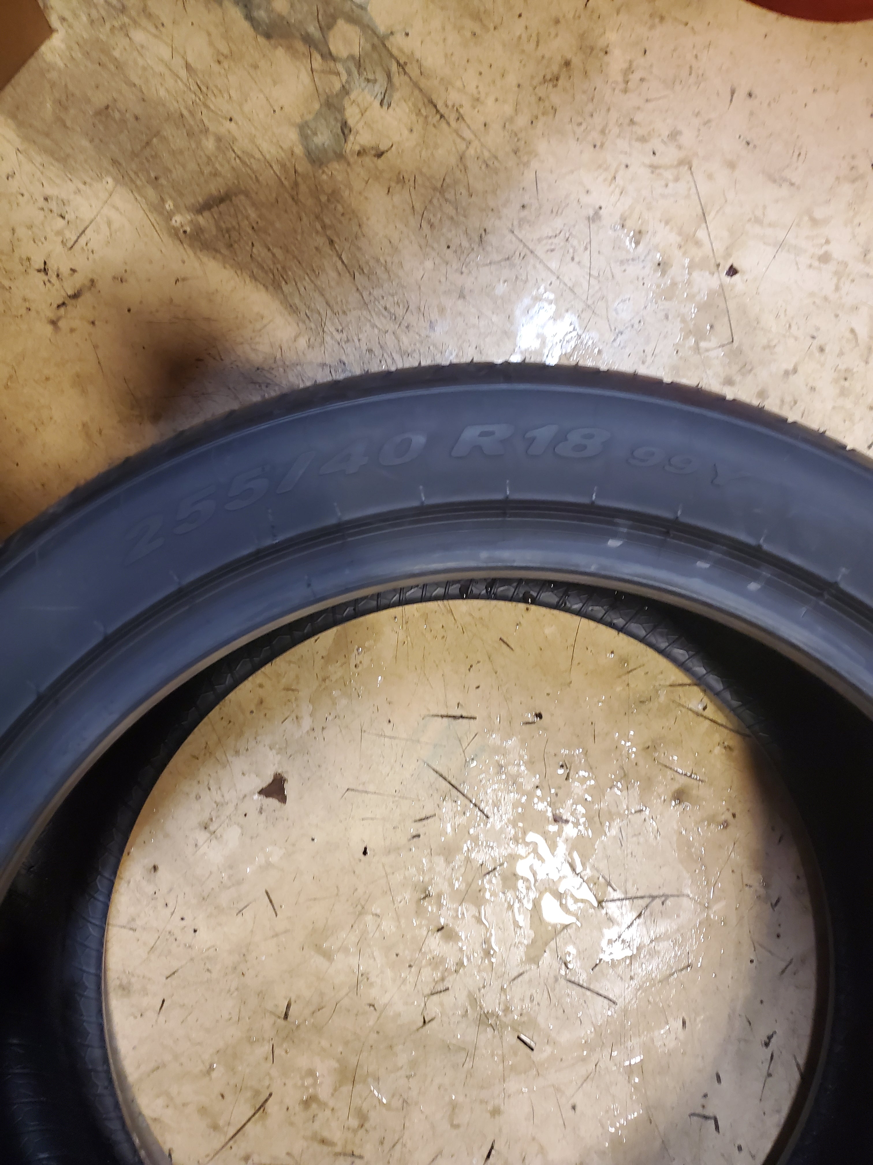 NOS PIRELLI P ZERO BSW P 255 40 18 99Y XL UHP TIRE 2027700