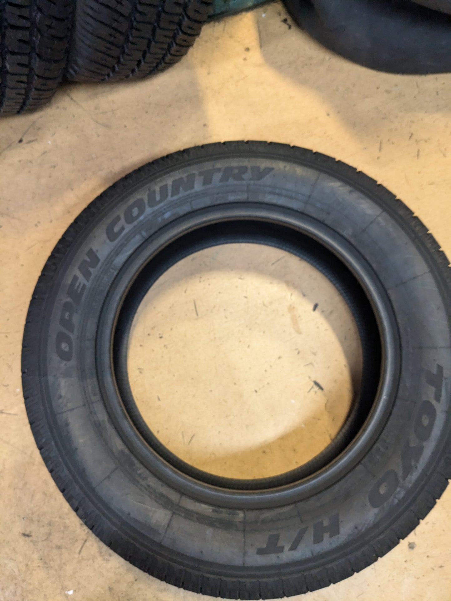 NOS TOYO  OPEN COUNTRY H/T BSW P 235 65 18 104T SL ALL SEASON TIRE 36240