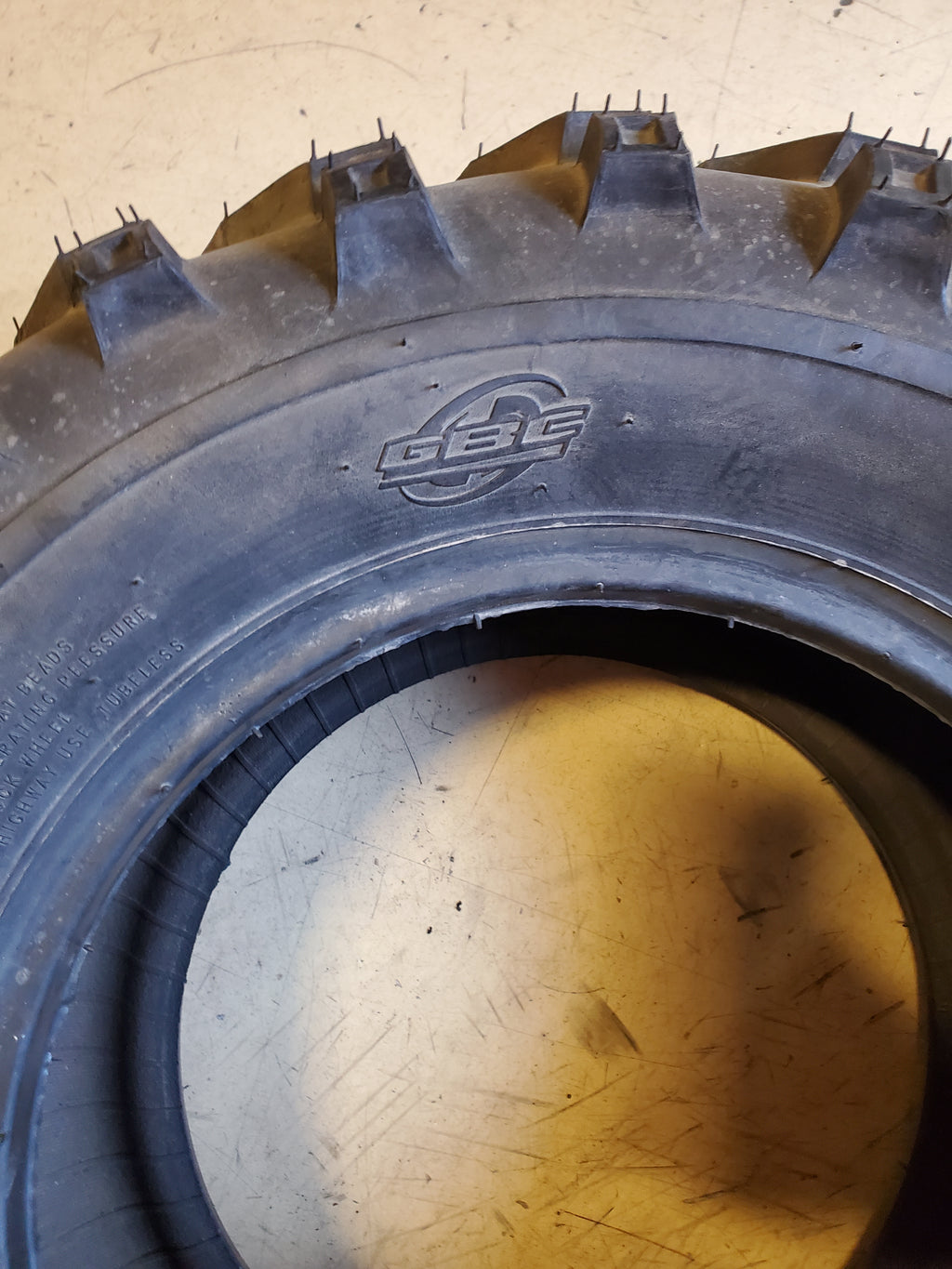 GBC DIRT DEVIL A/T BSW 25 8 12 6PLY ATV/UTV TIRE AR1228