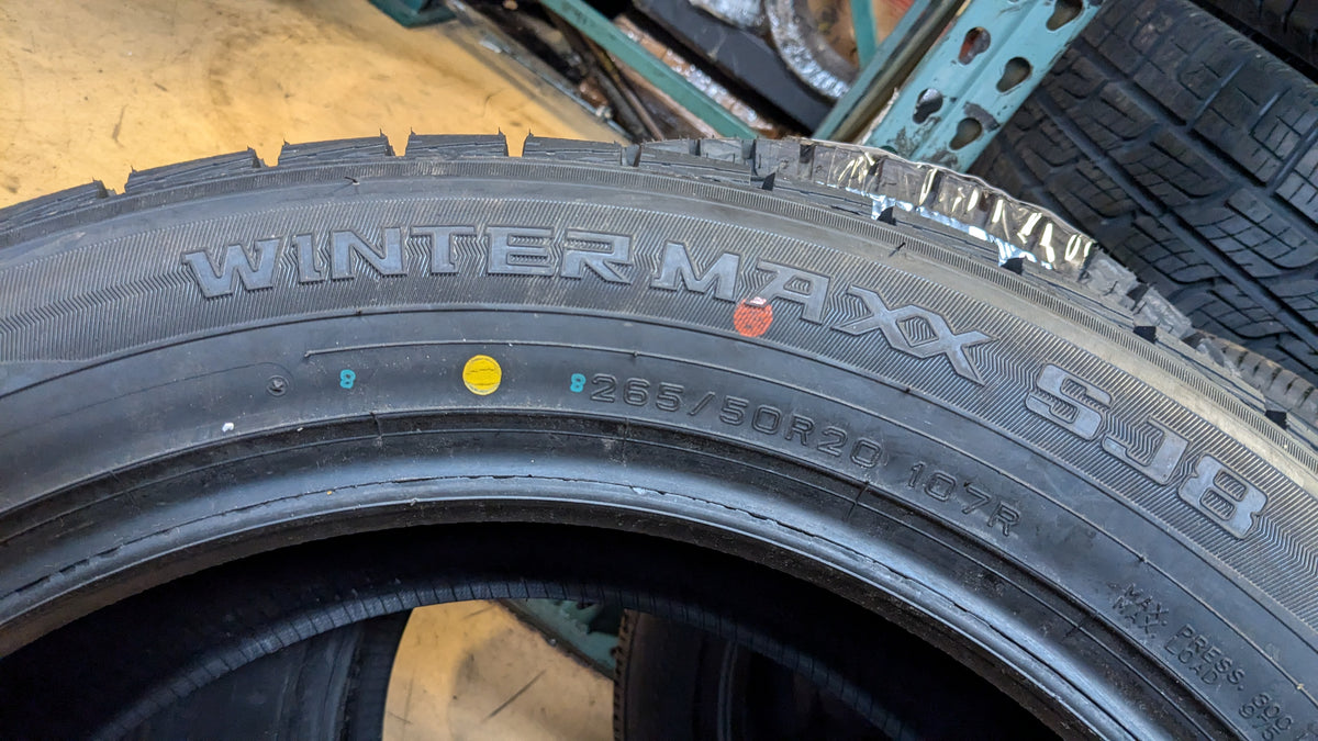 DUNLOP WINTER MAXX SJ8 BSW P 265 50 20 107R WINTER TIRE 290124130