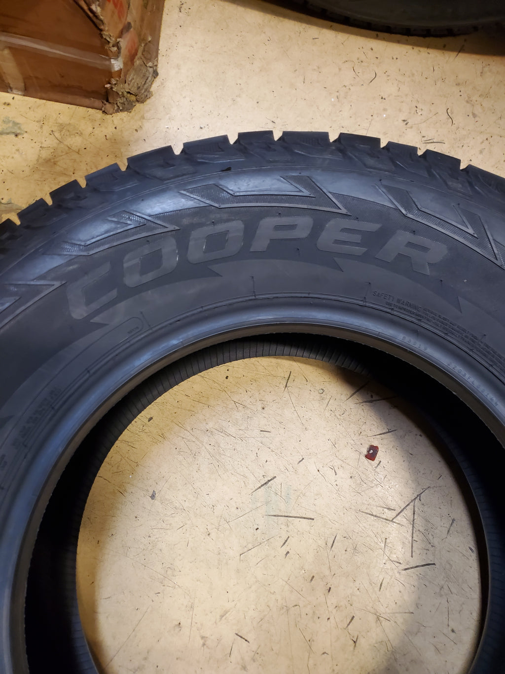 COOPER DISCOVERER ALL-TERRAIN BSW P 265 70 17 115T  TIRE 261754