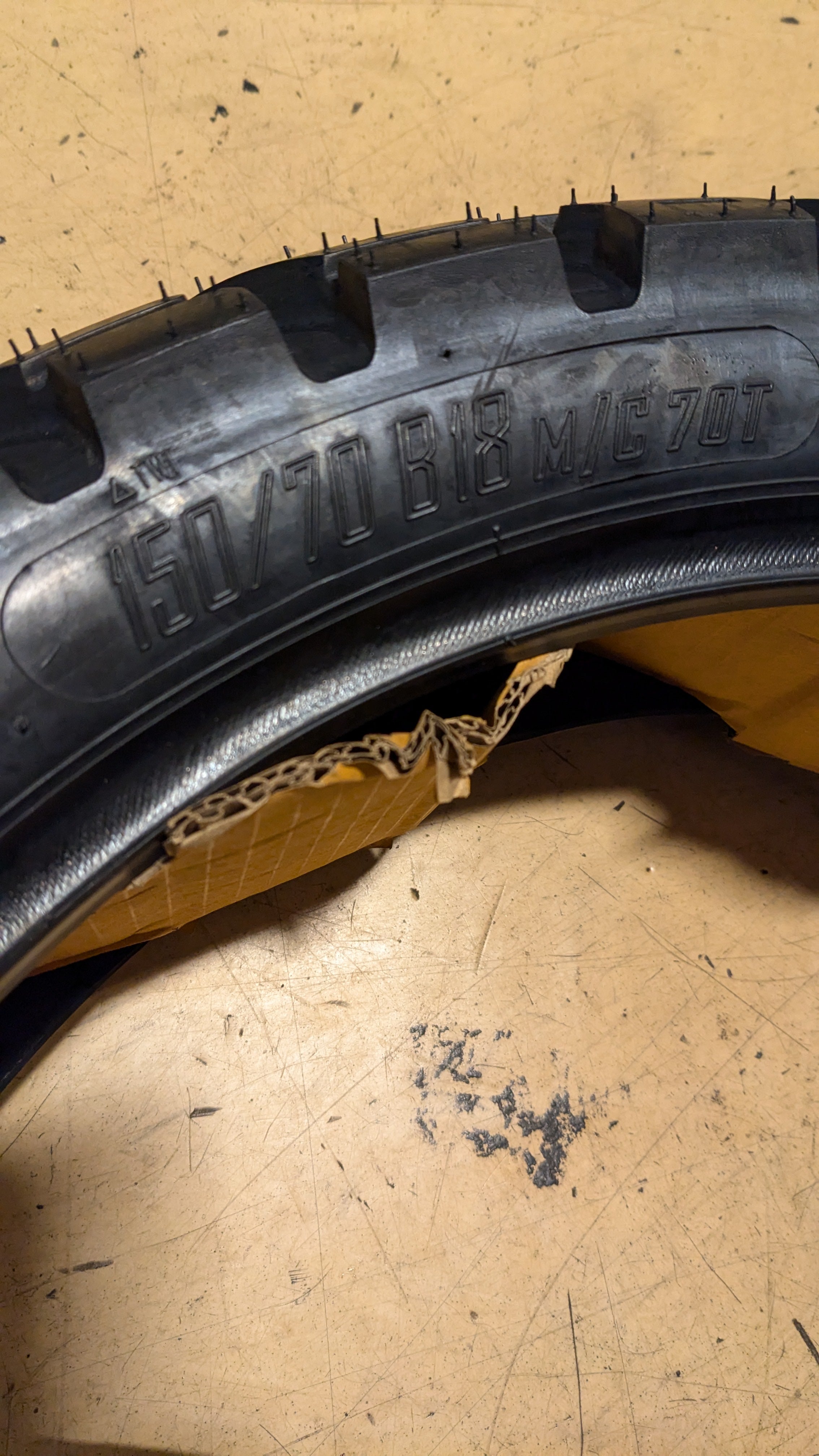 MOTOZ TRACTIONATOR GPS BSW P 150 70 18 70T REAR MOTORCYCLE TIRE 1515007018