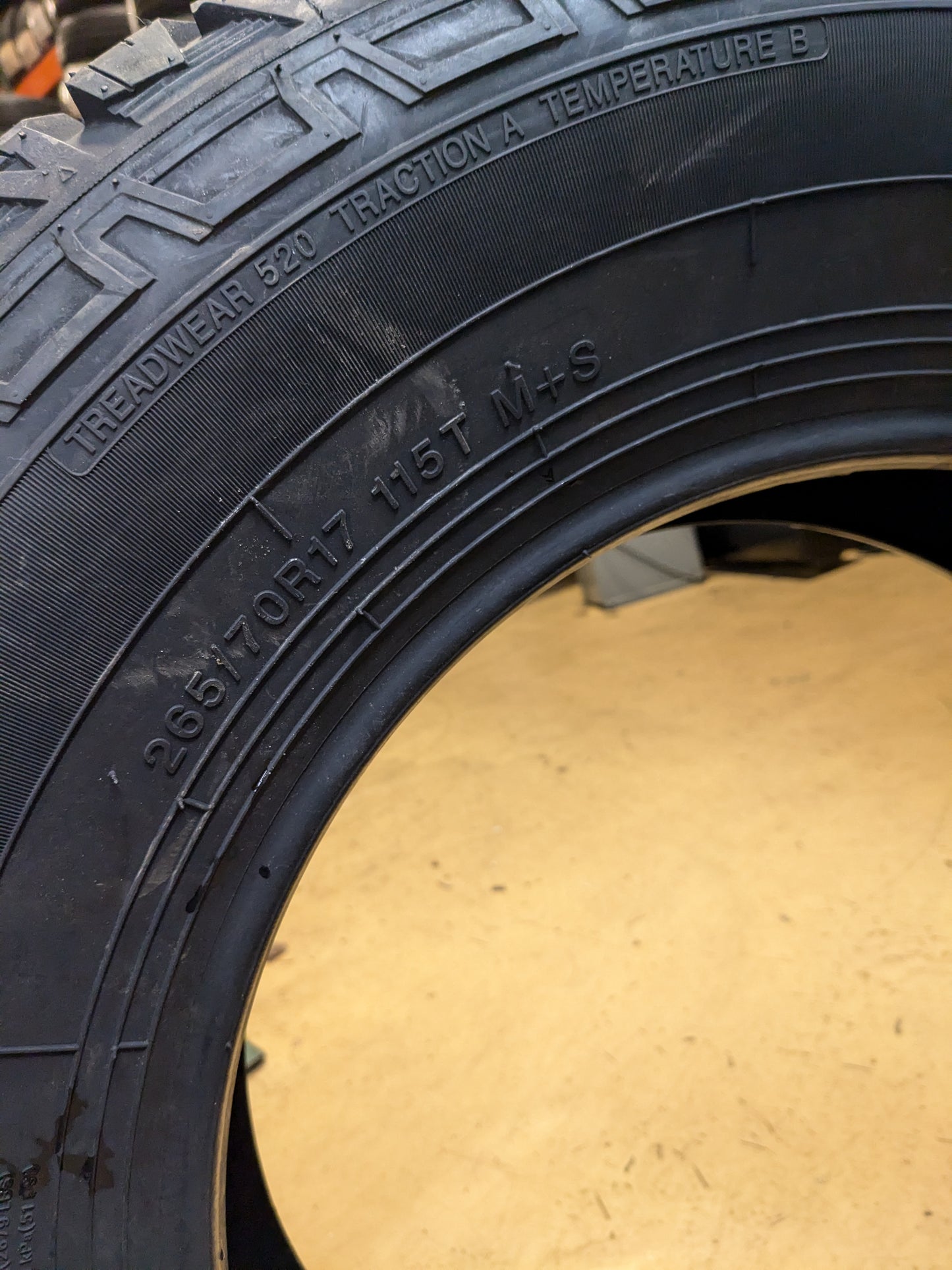 FINALIST TERRENO A/T BSW P 265 70 17 115T SL ALL TERRAIN TIRE LLSUV041
