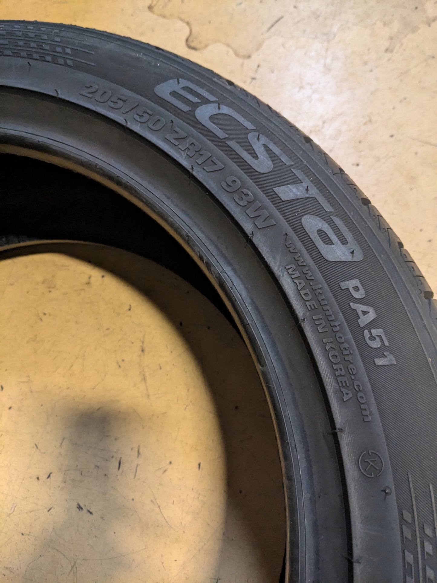 KUMHO ECSTA PA51 BSW P 205 50 17 93W XL ALL SEASON TIRE 2247983