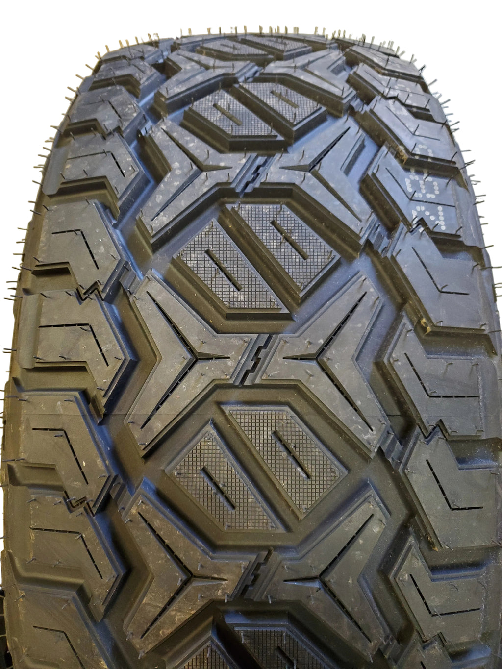 GRIPMAX MAXGRIP R/T+ BSW P 285 55 20 116T XL RUGGED TERRAIN TIRE GRT057