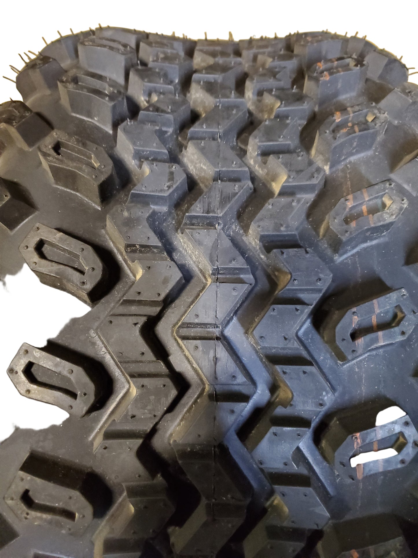NOS OCELOT P334 BSW AT 23 10.5 12 4PLY GOLF TIRE 748P3340015