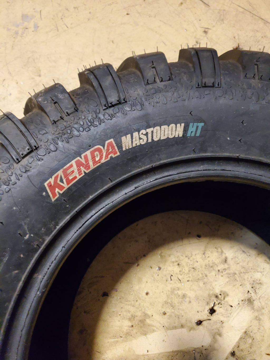NOS KENDA MASTODON HT K3201 BSW 28 10 14 8PLY ATV/UTV TIRE 0832011402D1