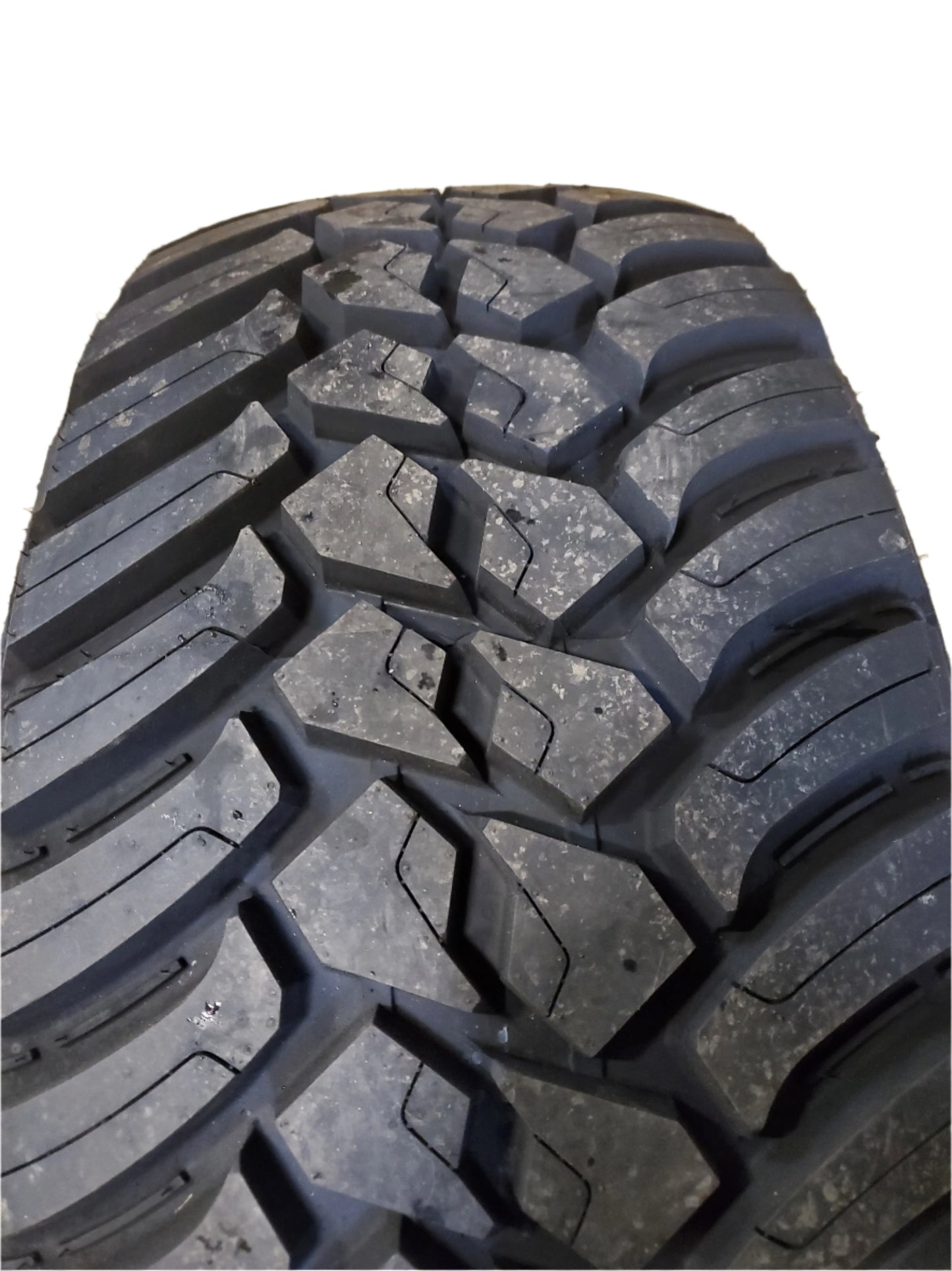 2 NOS AMP TERRAIN ATTACK M/T A LT 35 12.50 20 121Q 10PLY MUD TIRE 35125020AMPCM2