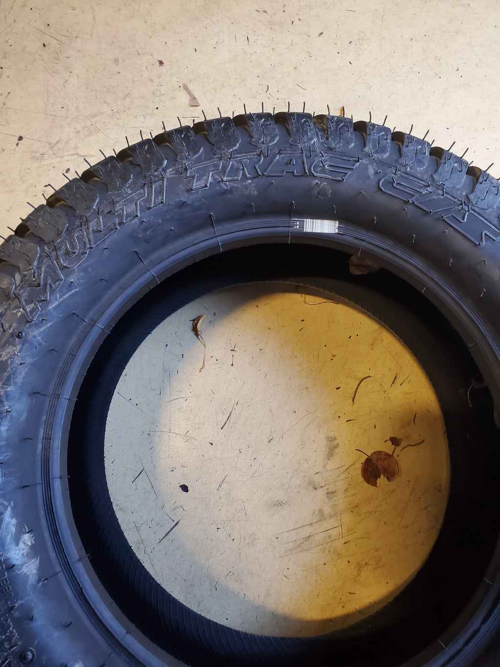 TITAN MULTI TRAC C/S BSW 24 8.5 14 4PLY LAWN TIRE 474324