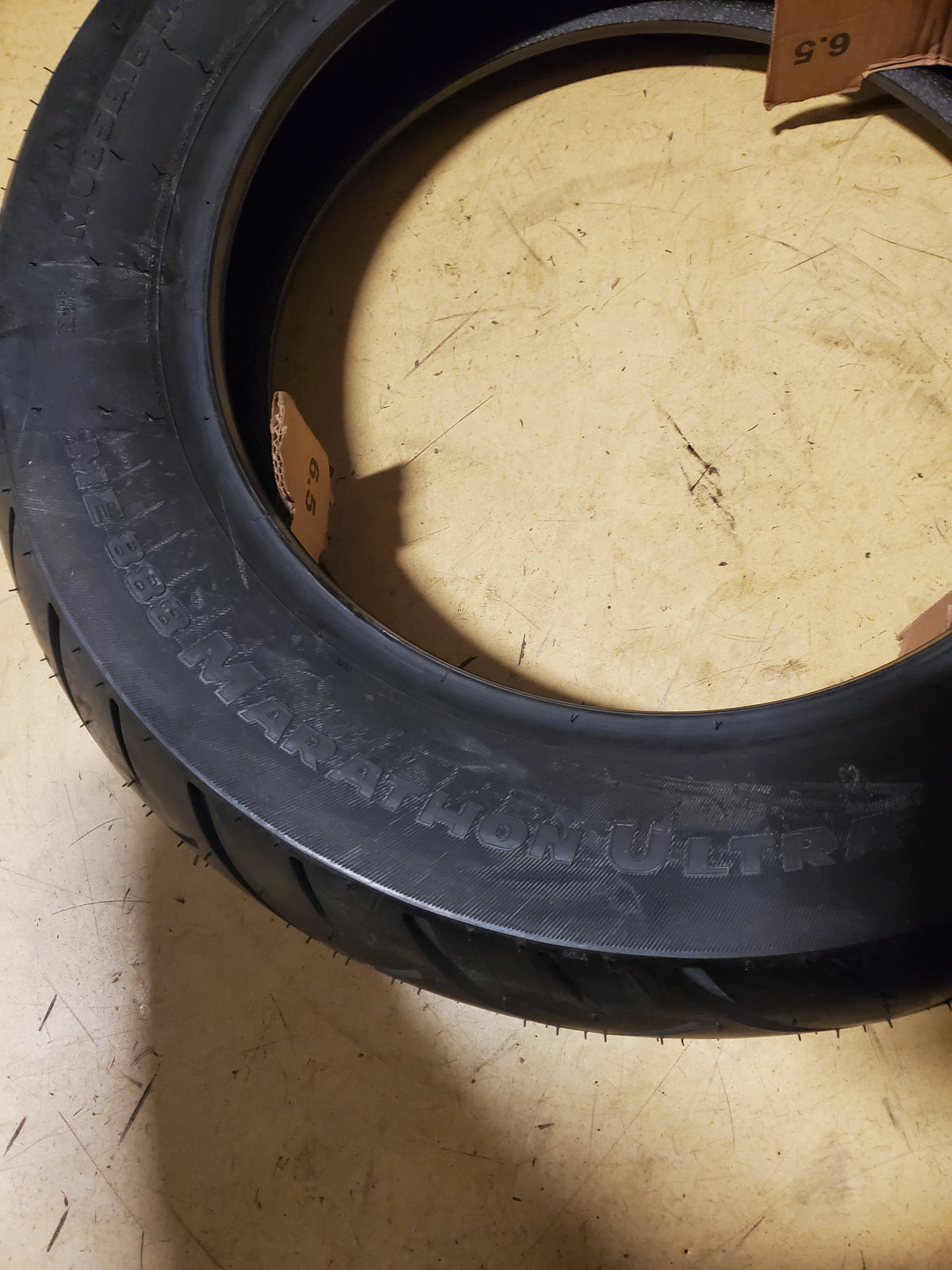 METZELER ME888 MARATHON ULTRA BSW MU85 16 77H REAR MOTORCYCLE TIRE 2318900