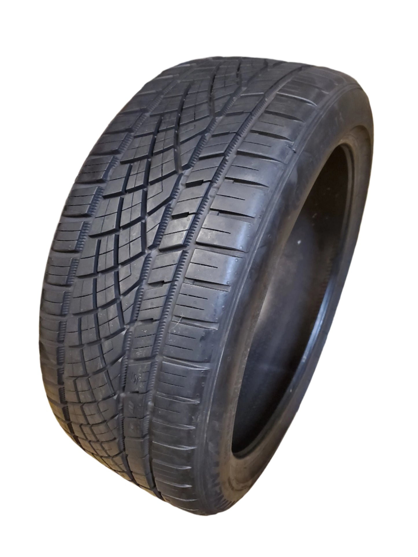 USED CONTINENTAL EXTREMECONTACT DWS06 PLUS BSW P 225 40 18 92Y UHP TIRE 15572730000
