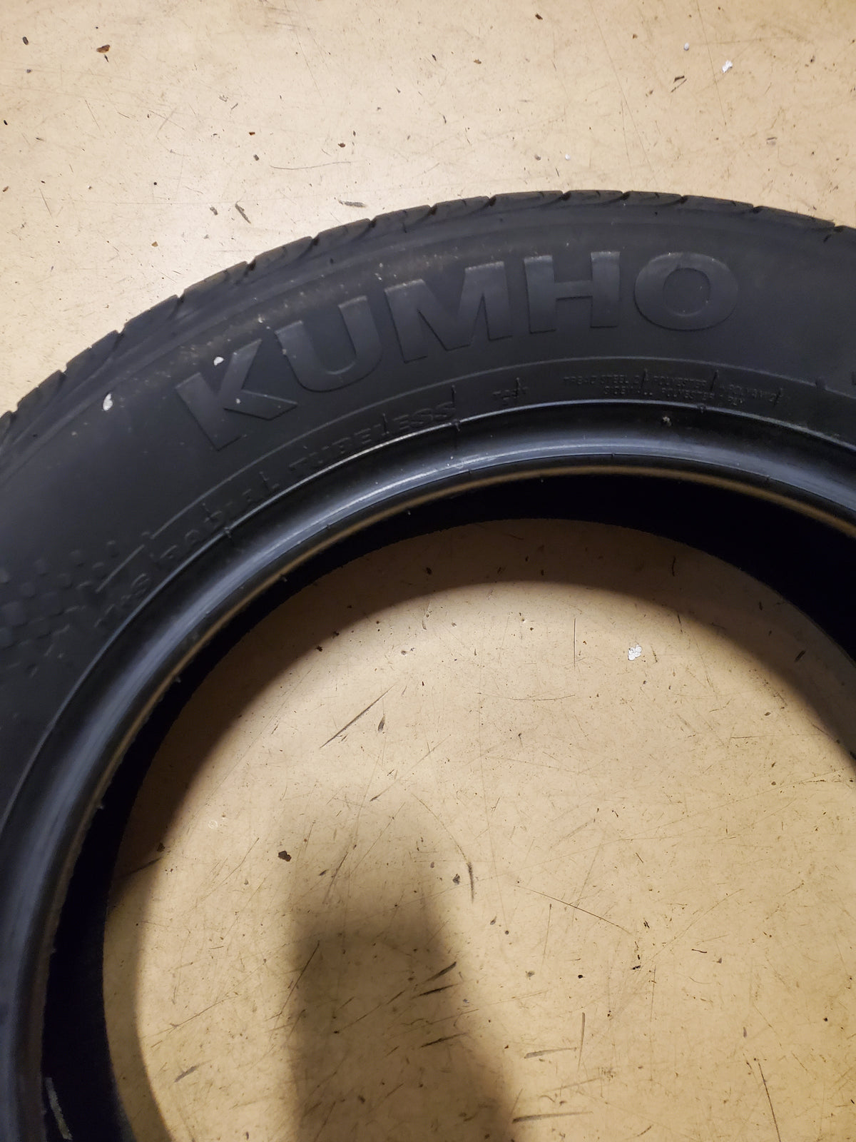 KUMHO SOLUS TA31+ BSW P 215 55 17 94V ALL SEASON TIRE 2262393