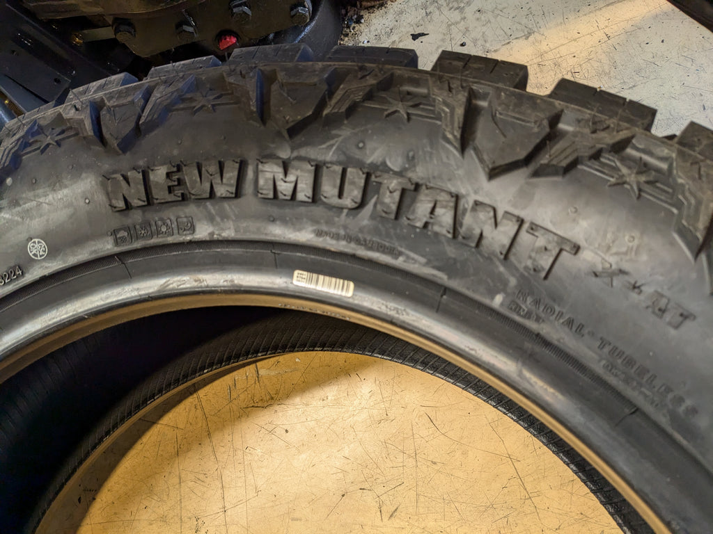 PREDATOR NEW MUTANT X-AT BSW LT 285 55 22 124/121S E ALL TERRAIN TIRE PRXAT69