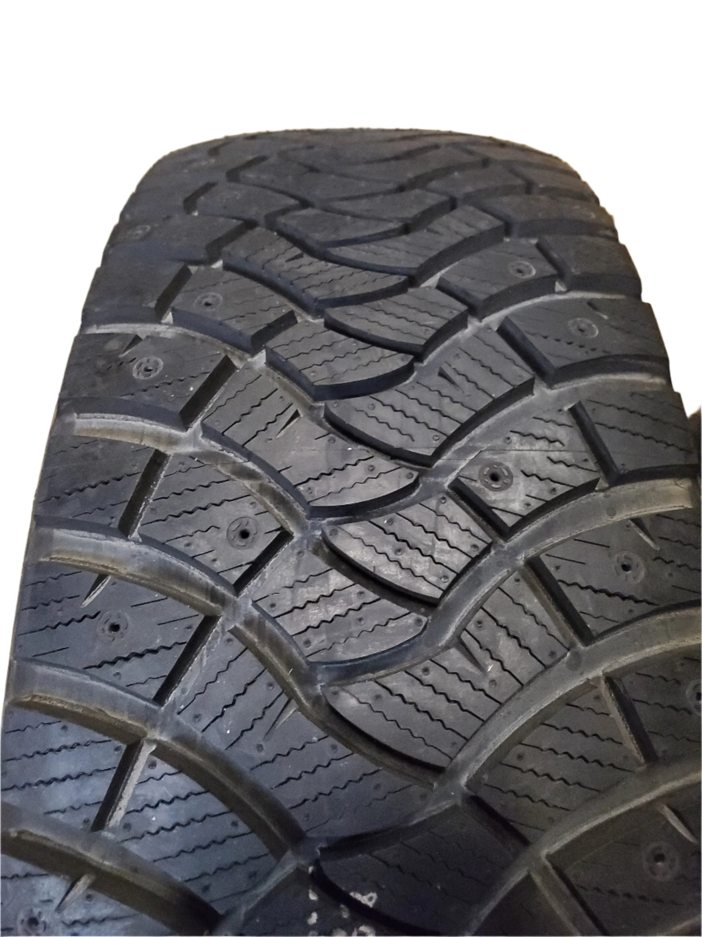 FALKEN WINTERPEAK F-ICE 1 BSW P 235 60 18 107T XL WINTER TIRE 28384816