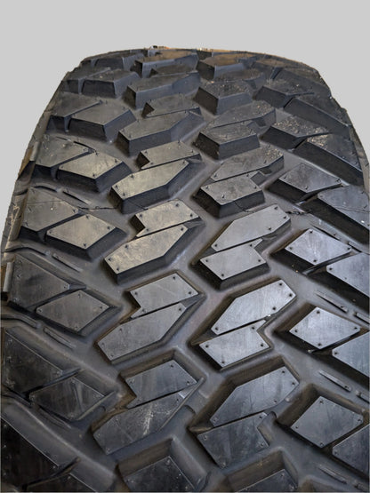 NEW OLD STOCK NITTO TRAIL GRAPPLER LT 295 55 20 123/120Q LRE 10 PLY MUD TERRAIN TIRE 205750