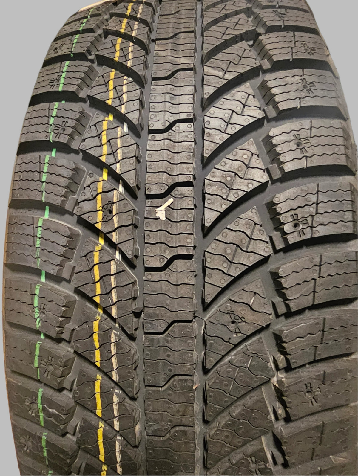 2 GENERAL GRABBER ARCTIC P  265 60 18 114T XL WINTER TIRES 15503350000