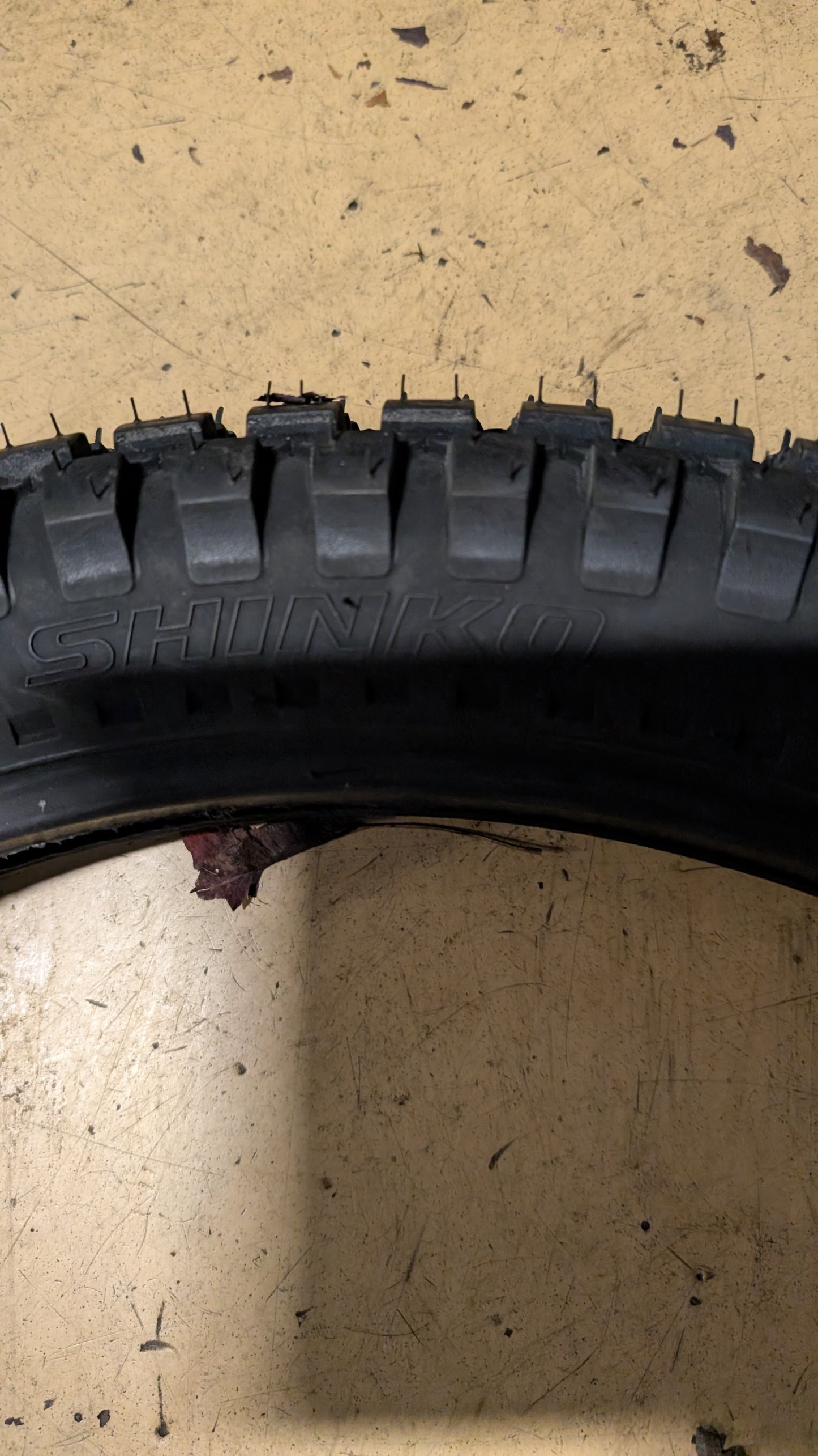 SHINKO SR241 BSW 2.75 19 43P DUAL MOTORCYCLE TIRE 874446