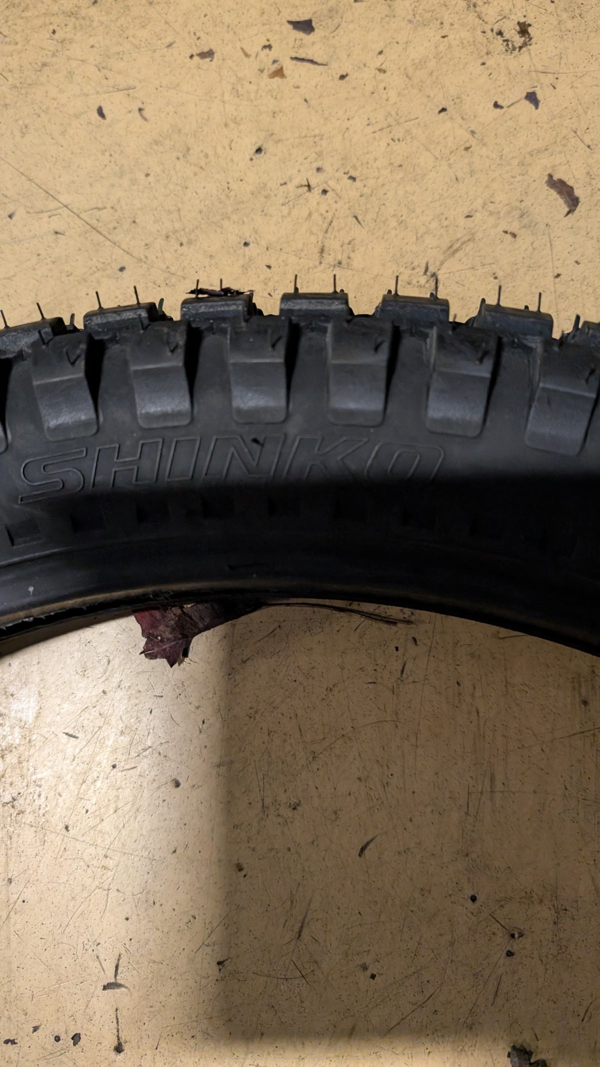 SHINKO SR241 BSW 2.75 19 43P DUAL MOTORCYCLE TIRE 874446