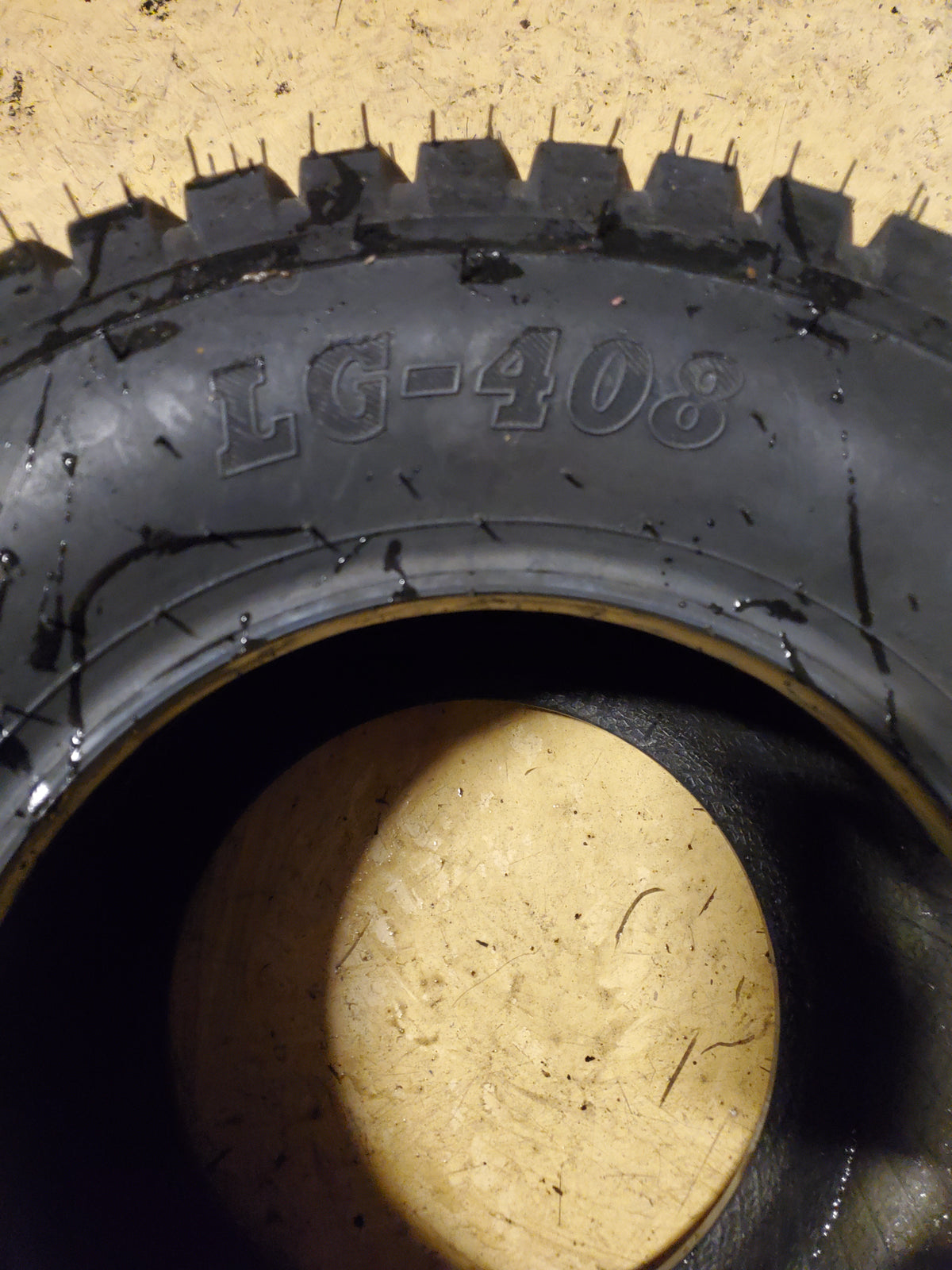 BKT LG-408 BSW 24 13 12 6PLY LAWN TIRE 94012879