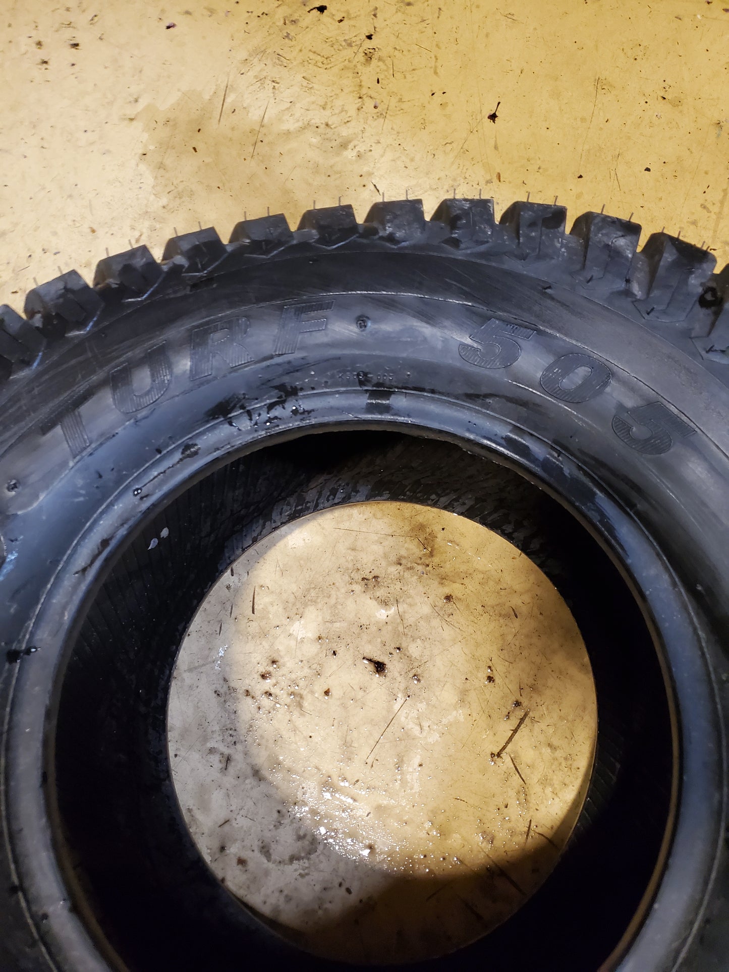 KENDA TURF 505 K505 BSW 24 12.00 12 NHS 6PLY LAWN MOWER TIRE 25112004