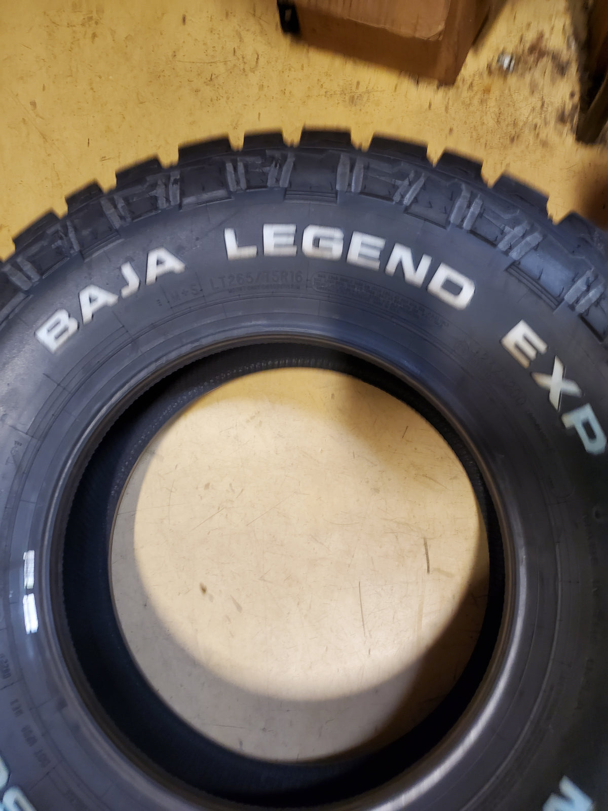 MICKEY THOMPSON BAJA LEGEND EXP RWL LT 265 75 16 123/120Q TIRE ‎90000067171