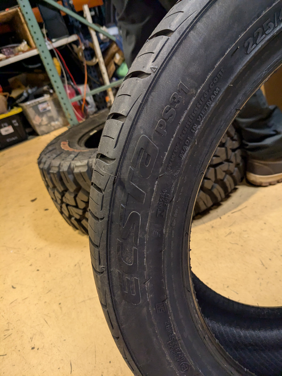 KUMHO ECSTA PS31 P 225 45 17 94W XL UHP SUMMER TIRE 2268023