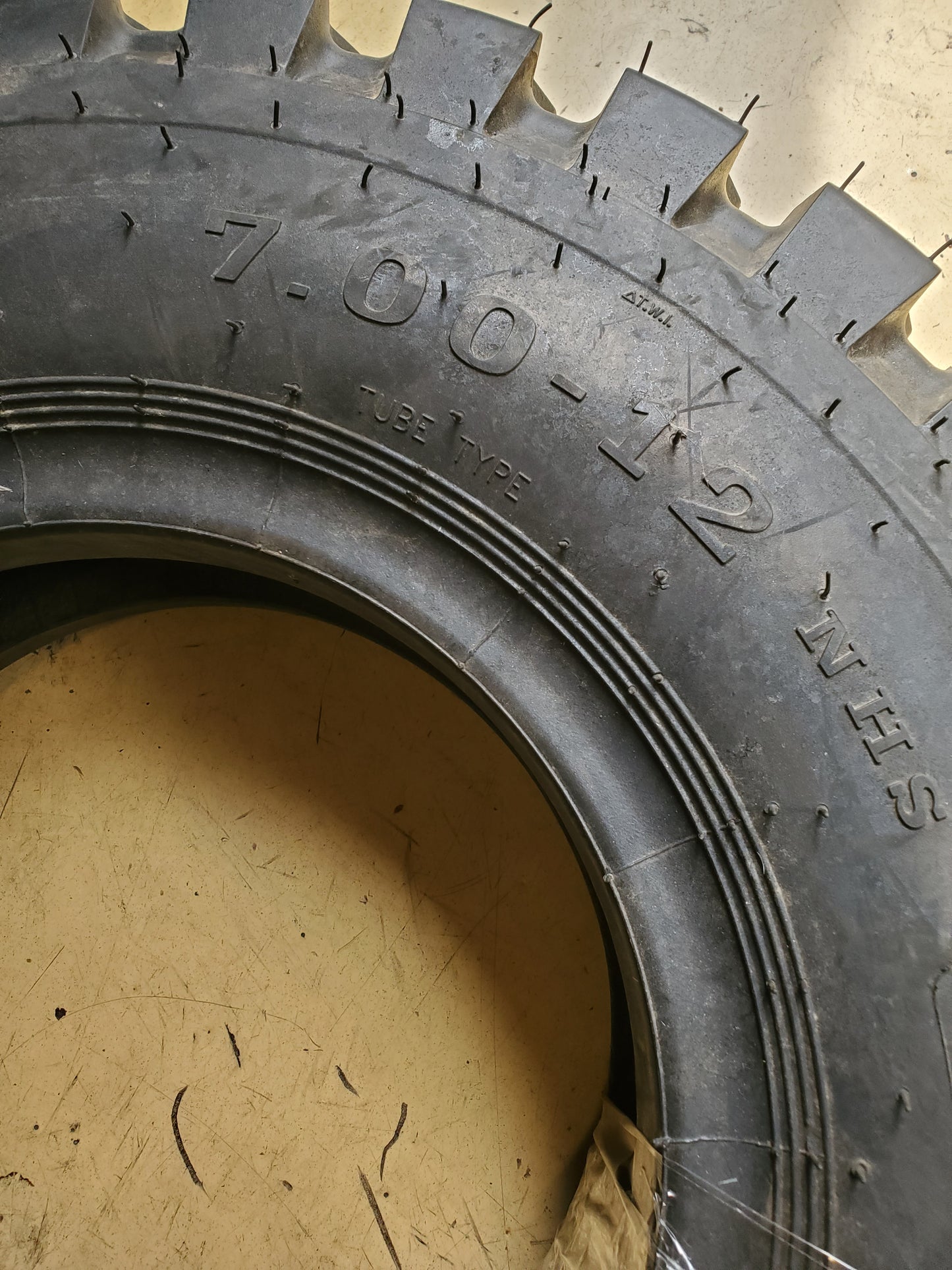 SUPERGUIDER QH207 BSW 7 12 FORKLIFT TIRE 12029