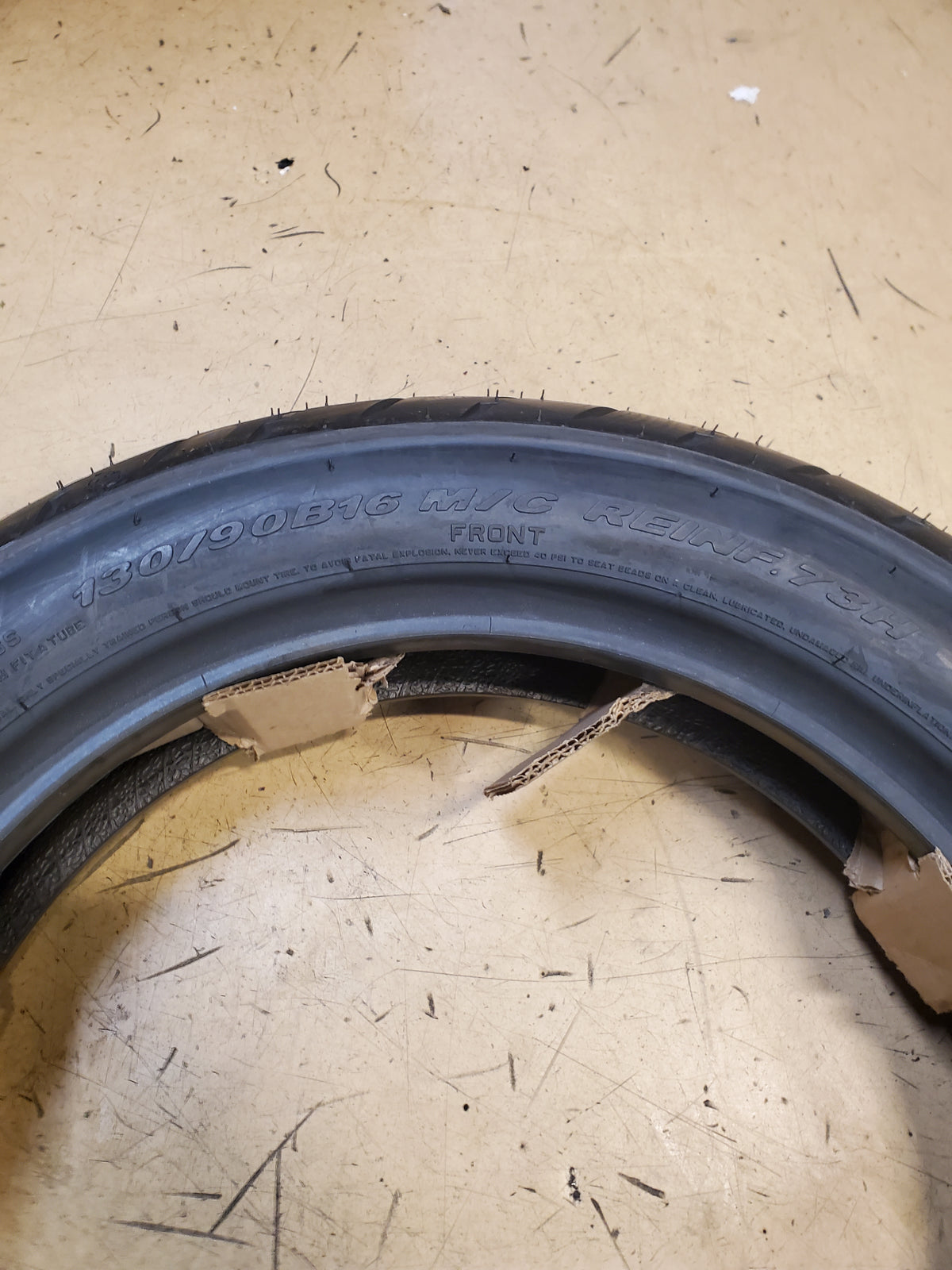 PIRELLI NIGHT DRAGON BSW 130 90 16 73H FRONT MOTORCYCLE TIRE 2902500
