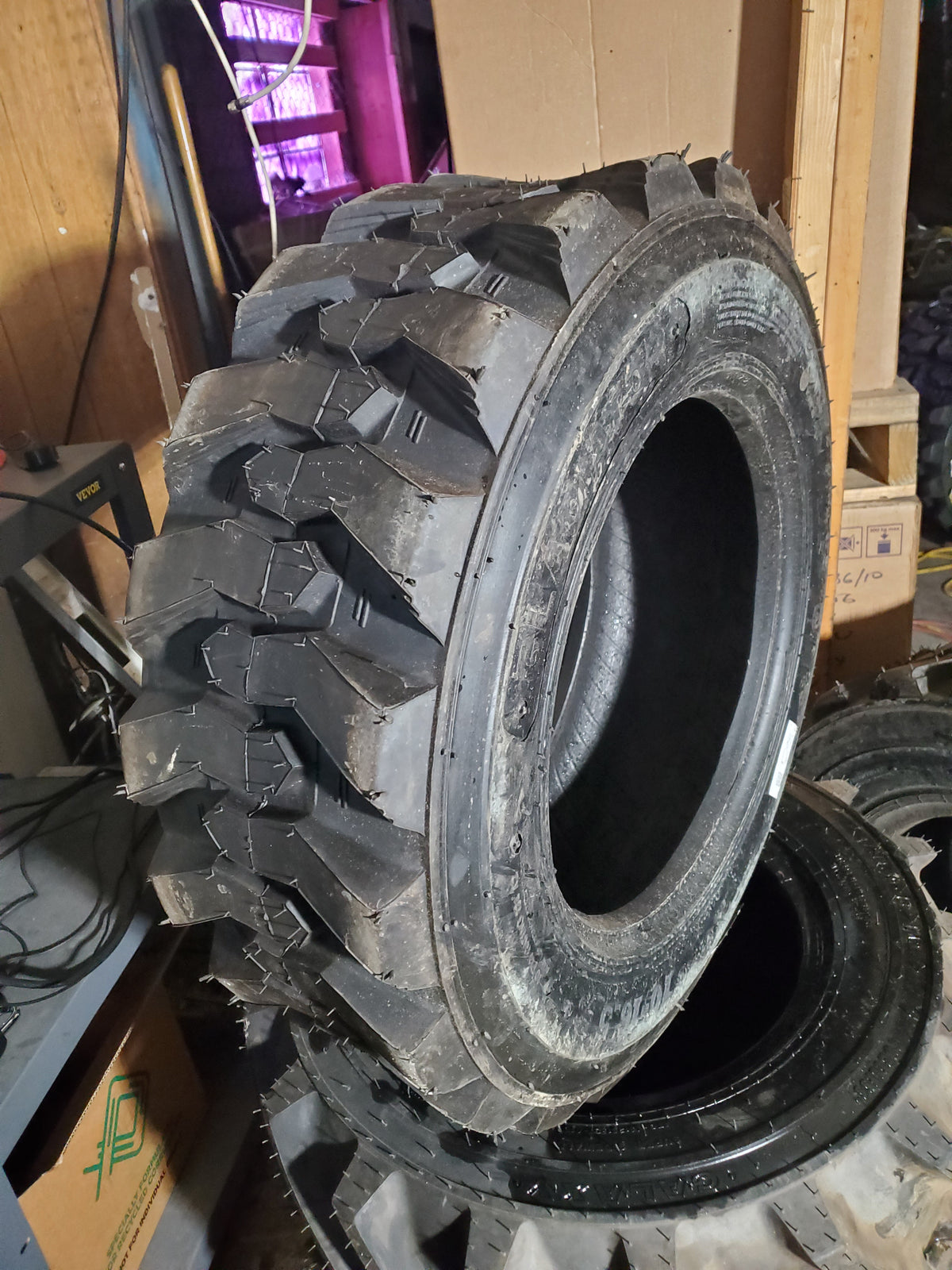 GLADIATOR 5131 BSW  10 16.5 134A2 10PLY SKIDSTEER TIRE 1597120653