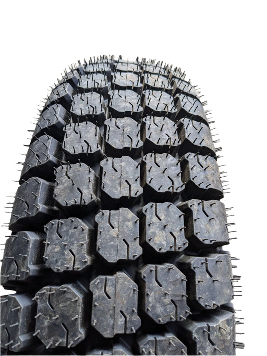 GALAXY MIGHTY MOW R-3 BSW  9.5 16 92AB 6 PLY LAWN TIRE 135223
