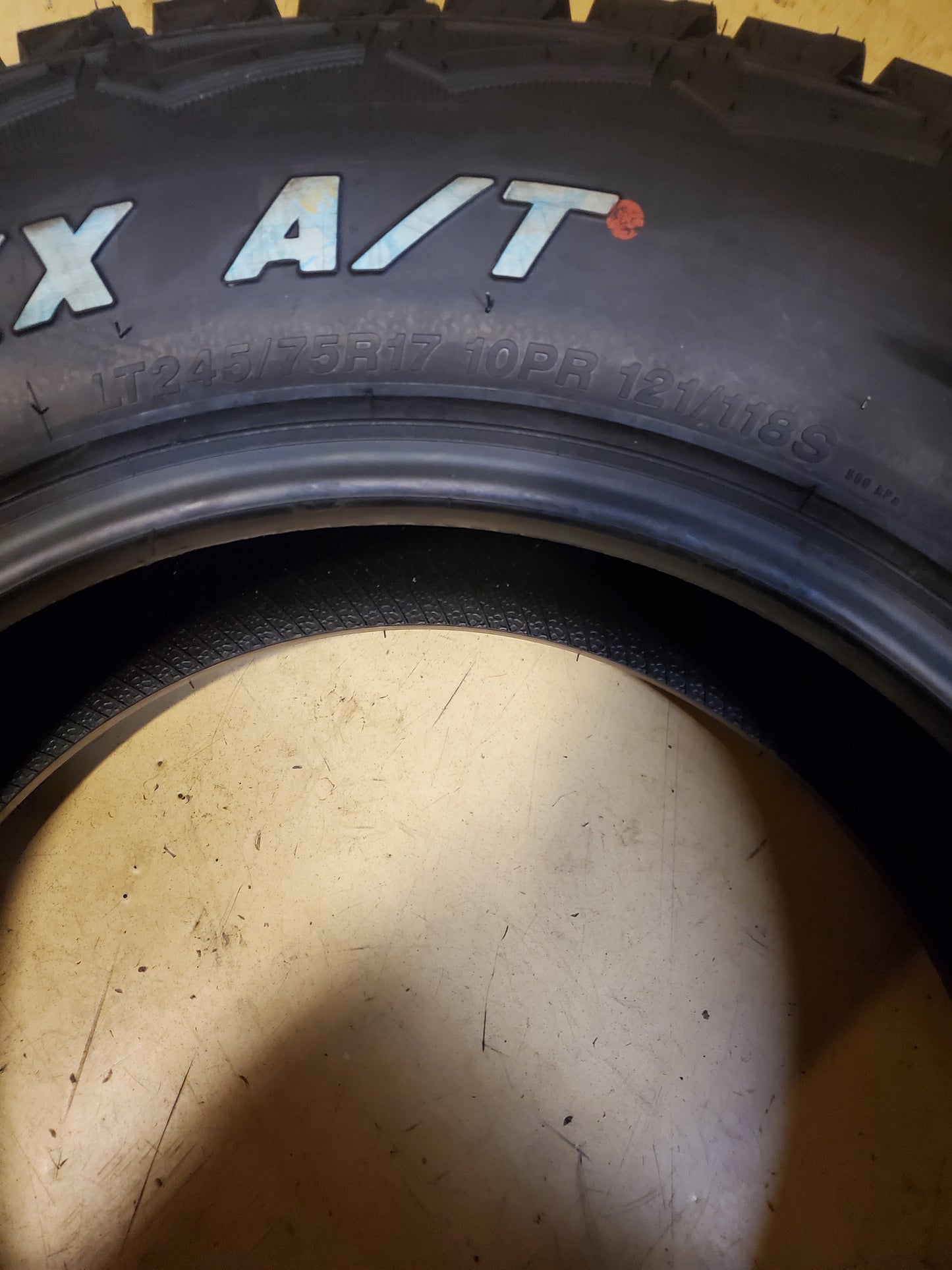 LANDSPIDER WILDTRAXX A/T RWL LT 245 75 17 121/118S 10PLY ALL TERRAIN TIRE DAT029