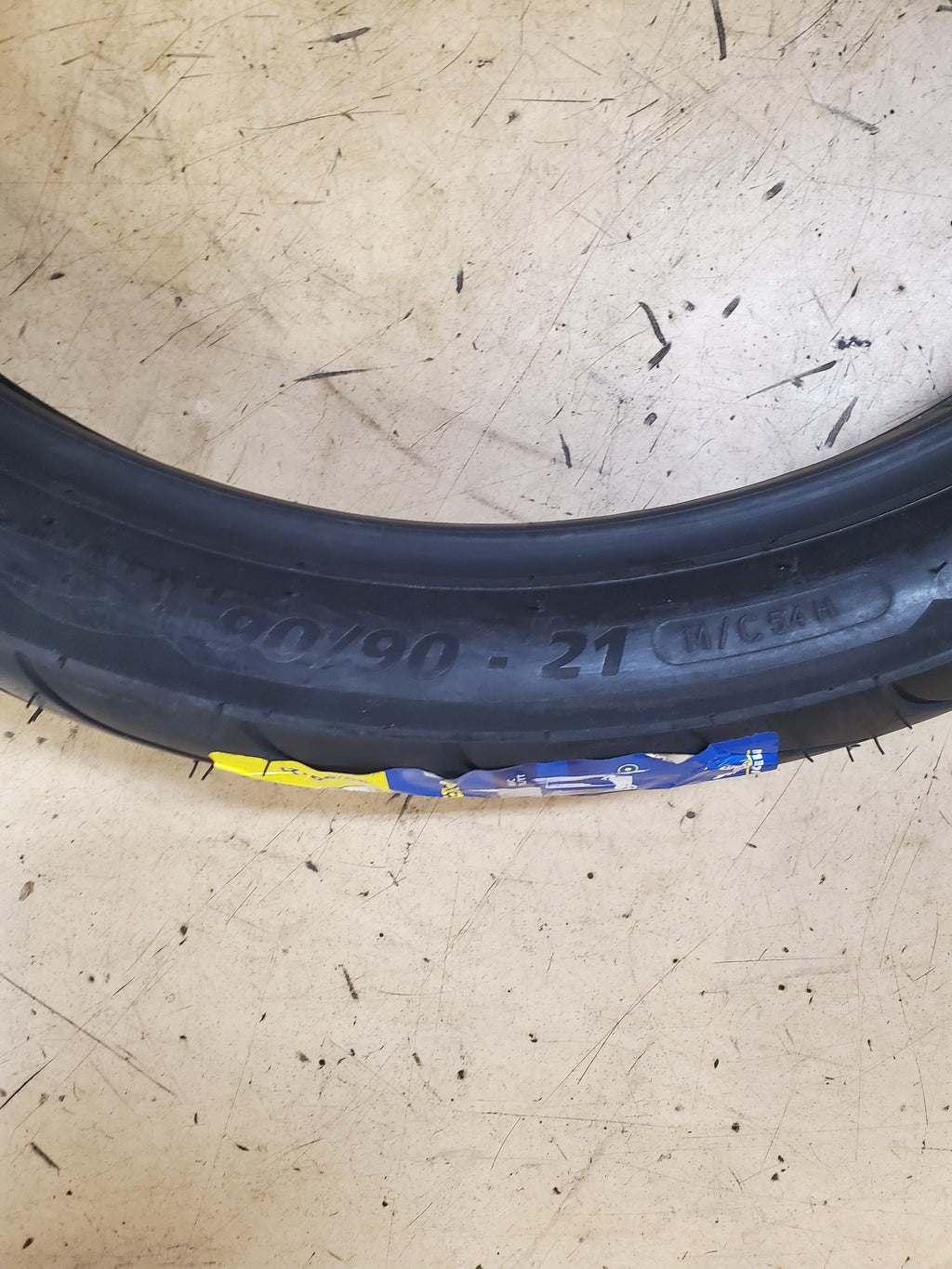 MICHELIN COMMANDER II BSW 90 90 21 54H FRONT MOTORCYCLE TIRE 999082