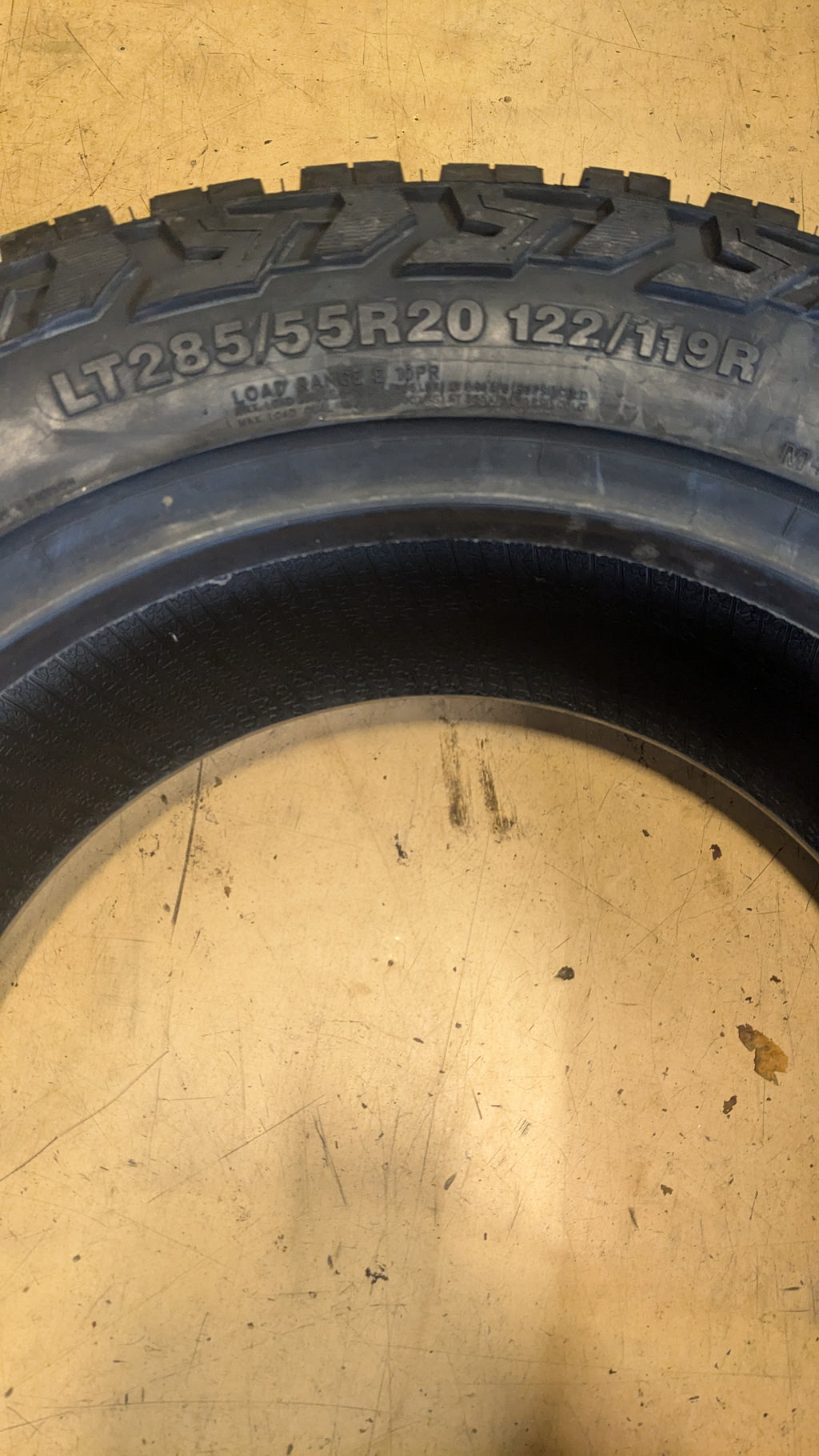 VENOM POWER TRAIL HUNTER R/T BSW LT 285 55 20 122/119R 10PLY SVPTHRT06