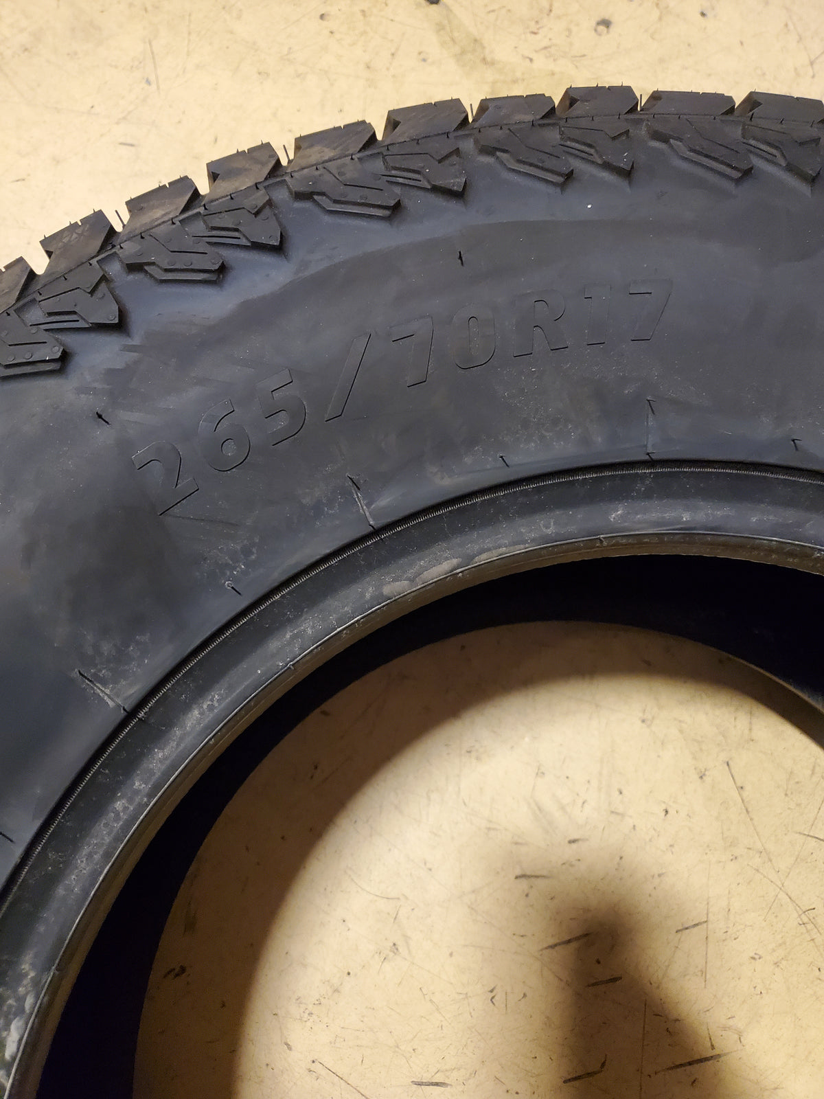 SUMMIT TRAIL CLIMBER AT02 BSW P 265 70 17 115S ALL TERRAIN TIRE 20908